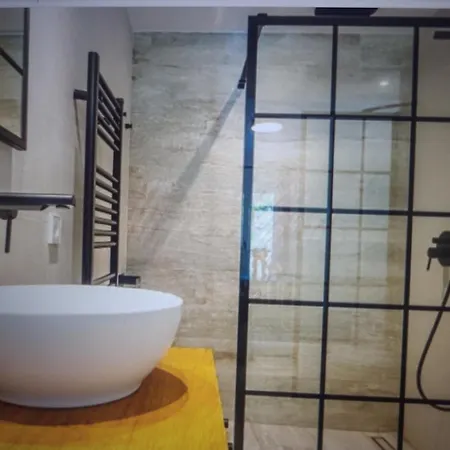 Rossa 5bdr With Private Pool *